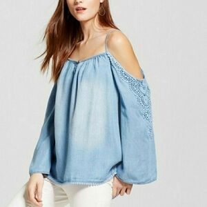 Knox Rose Chambray Top
